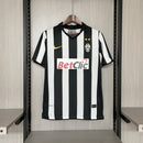 Camisa Juventus Retrô 2010  Preta e Branca - Nike