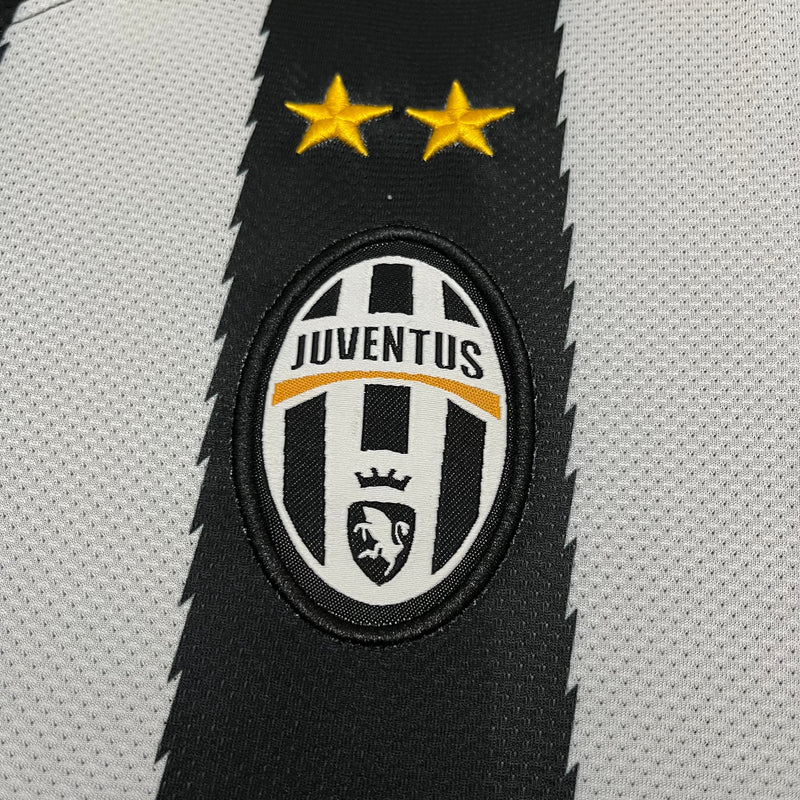 Camisa Juventus Retrô 2010  Preta e Branca - Nike