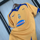 Camisa Juventus Retrô 2005 Amarela - Nike