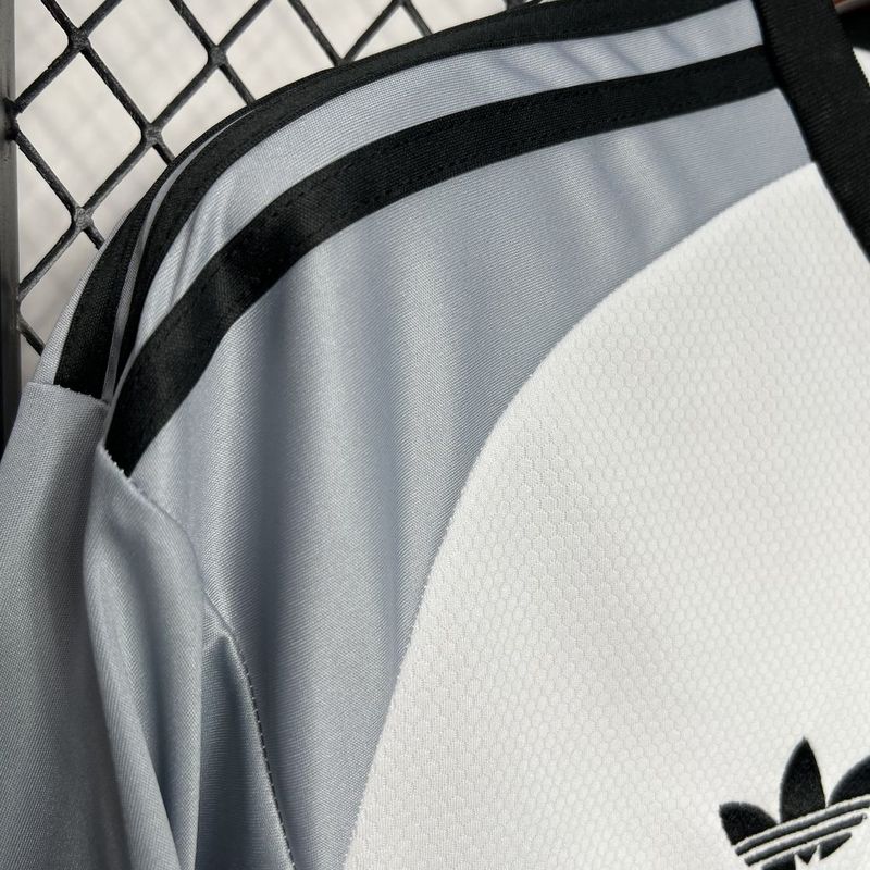 Camisa da Juventus 24/25  Pré-jogo
