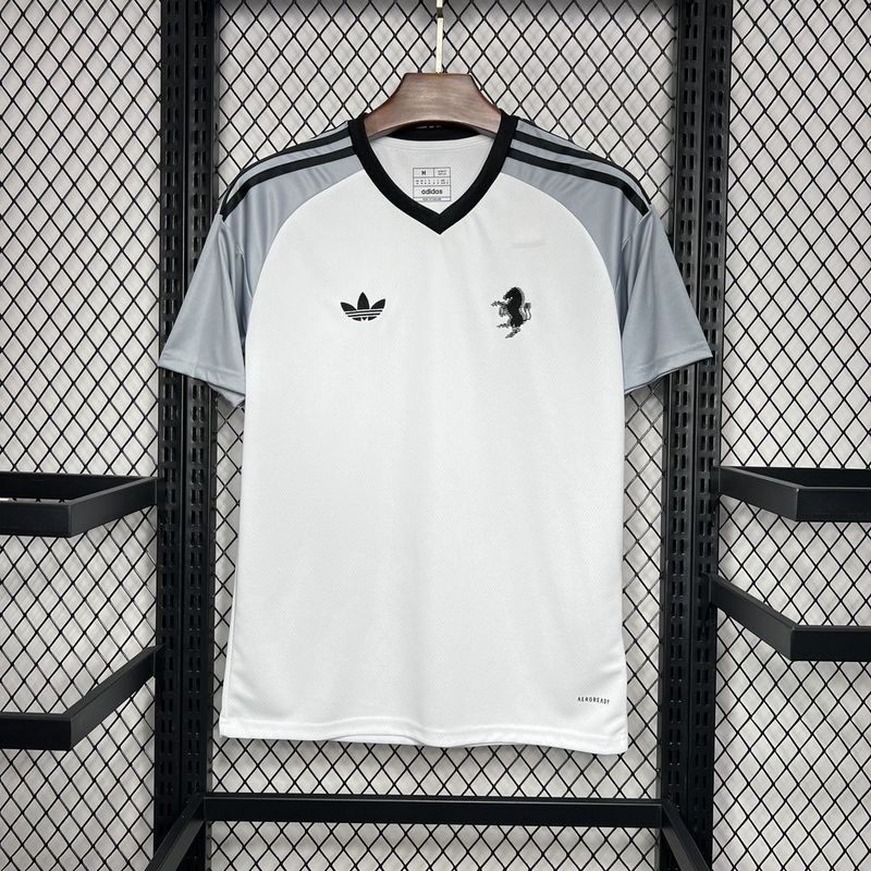 Camisa da Juventus 24/25  Pré-jogo