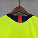 Barcelona Retro 2005/06 away